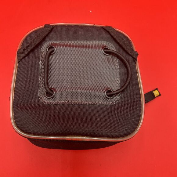 Case Logic CD Player Padded Zip Case With Exterior Headphone Jack Black & Blue - Picture 2 of 6